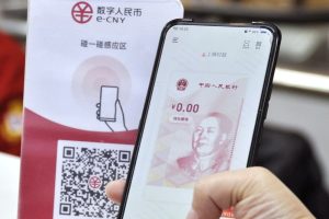 یک مقام بانک مرکزی:‌ چین می‌خواهد سیستم‌های پرداخت با کد QR یوان دیجیتال را یکپارچه کند
