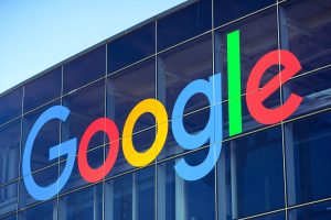 گوگل برای اصلاح برنامه انطباق با قوانین خود با وزارت دادگستری ایالات متحده به توافق رسید